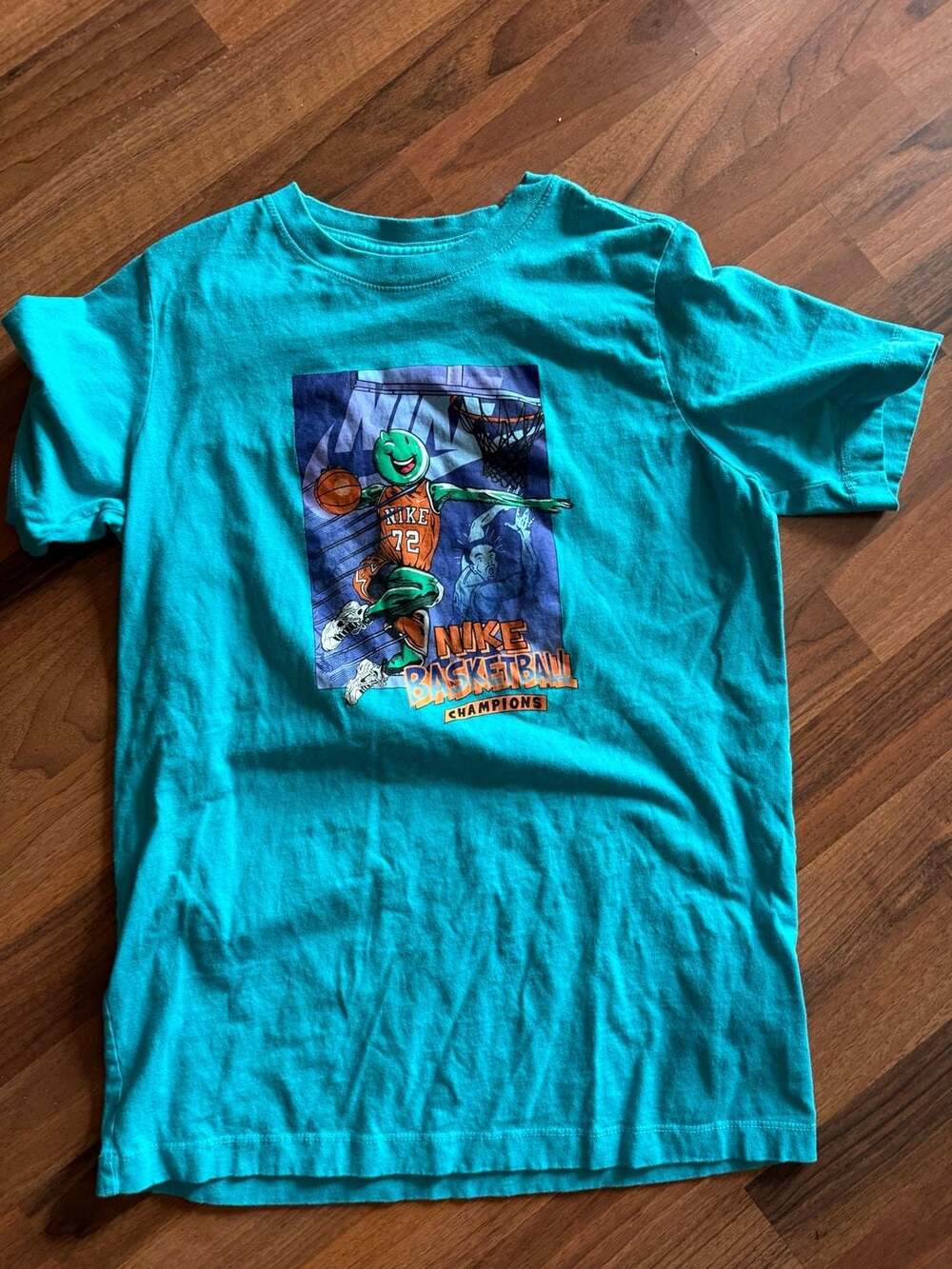 Nike The Nike Tee Basketball Champions Graphic T-Shirt XL